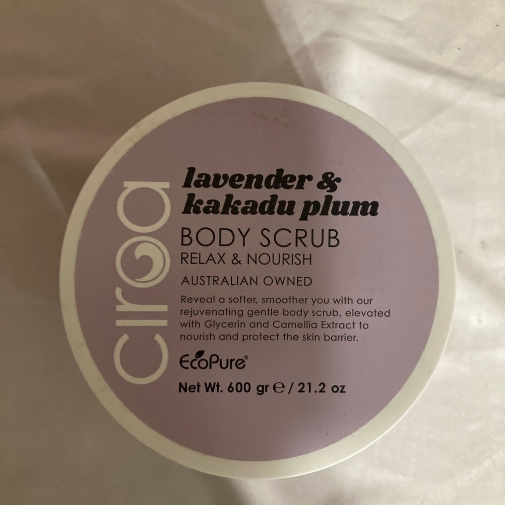 Ciroa Lavender & Kakadu Plum Body Scrub - Purple